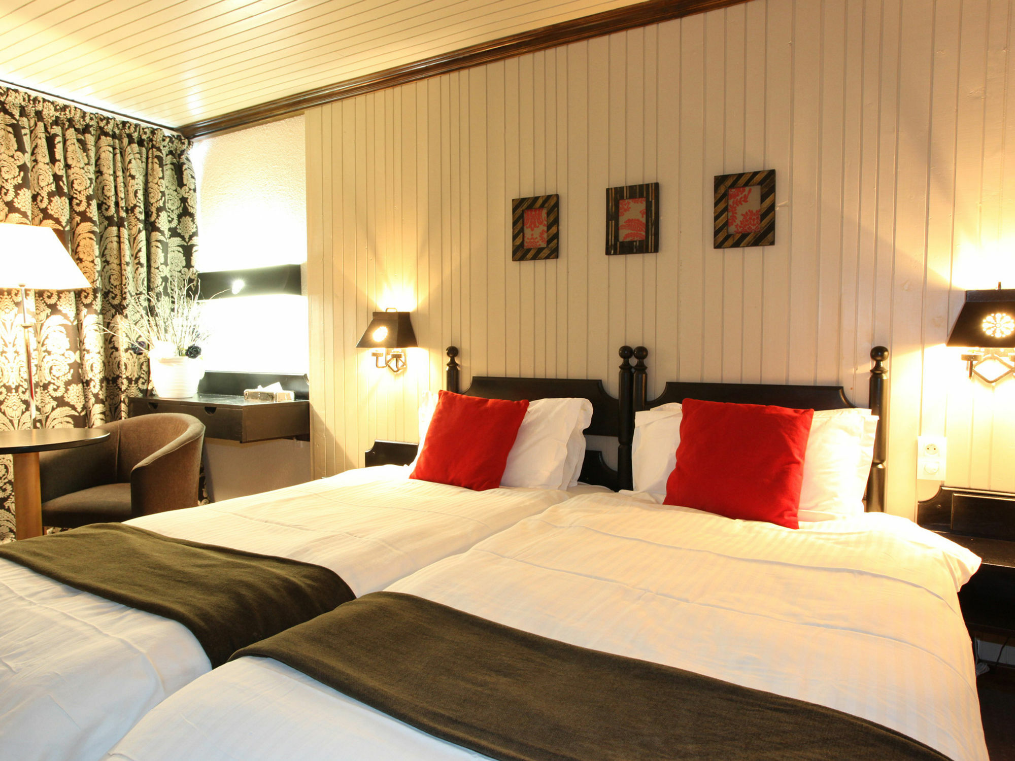Chalet Hotel Le Val D'Isere Esterno foto